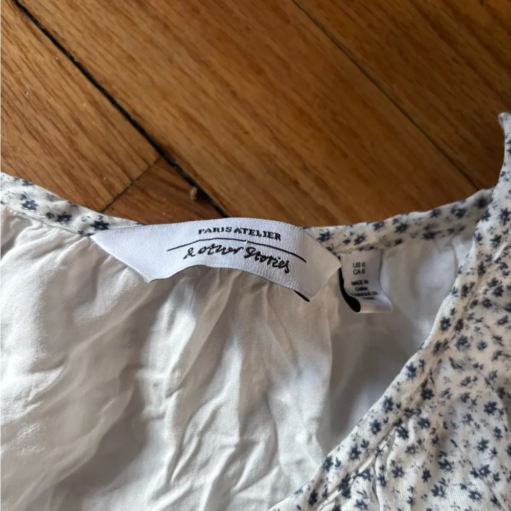 & Other Stories Size 6 White Wide Tiered Midi Long Sleeve Floral Blue Dress - Picture 5 of 8